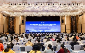 福建奔驰“启明星计划”助力2025海峡两岸青少年科学教育交流会成功举办